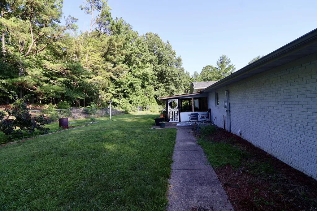 588 Bay Lane Cadiz KY 42211