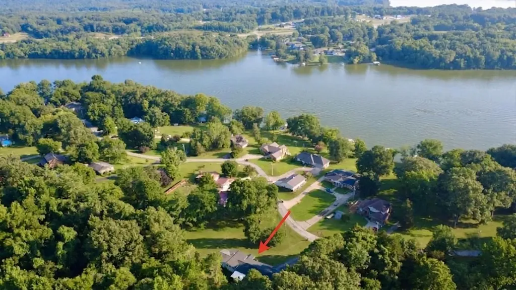 588 Bay Lane Cadiz KY 42211