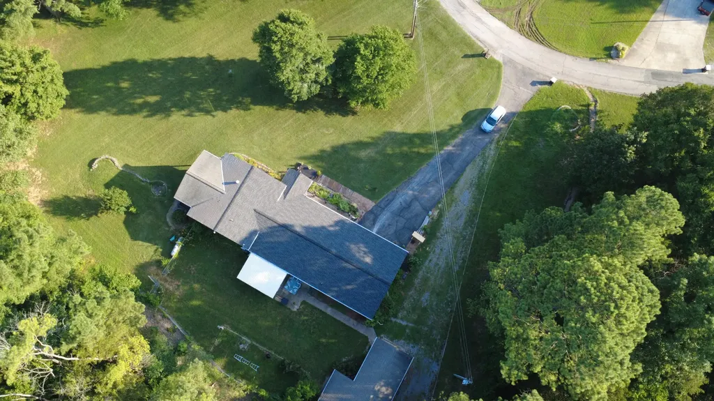 588 Bay Lane Cadiz KY 42211