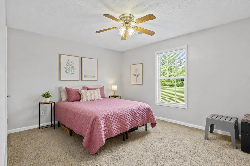 320 Kings Trace Drive Berea KY 40403