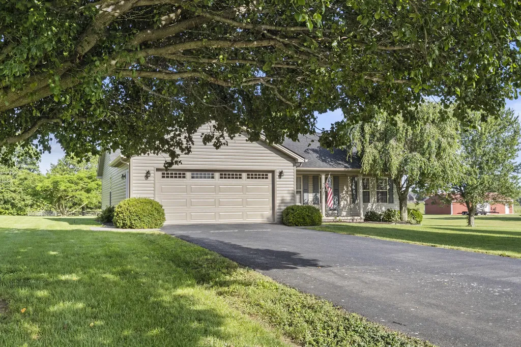 320 Kings Trace Drive Berea KY 40403