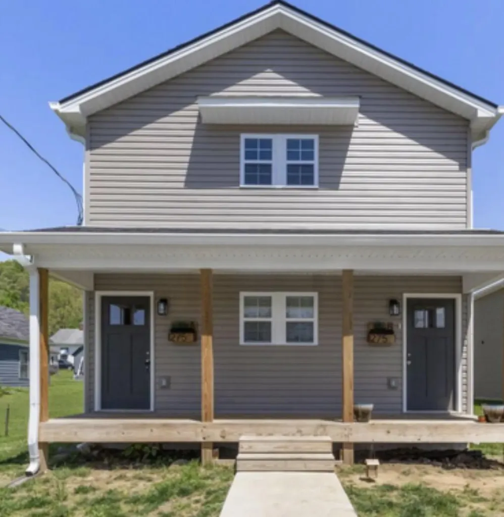 275 Broadway Street Irvine KY 40336