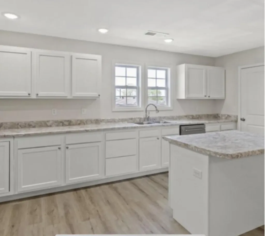 275 Broadway Street Irvine KY 40336