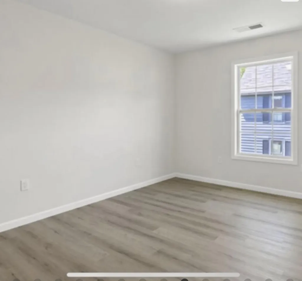 275 Broadway Street Irvine KY 40336