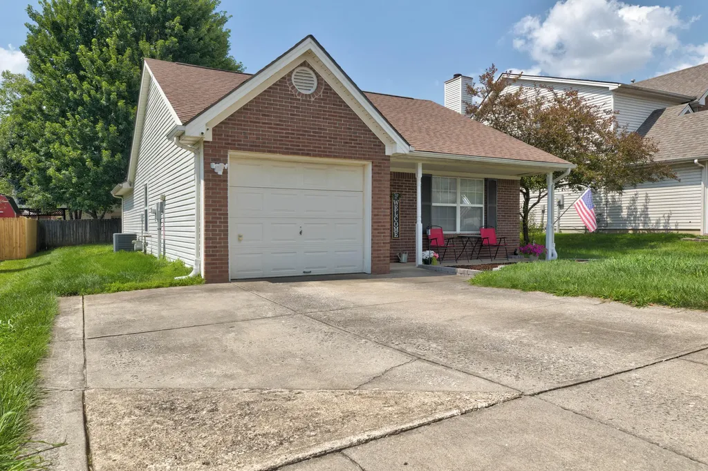 124 W Chopin Way Georgetown KY 40324