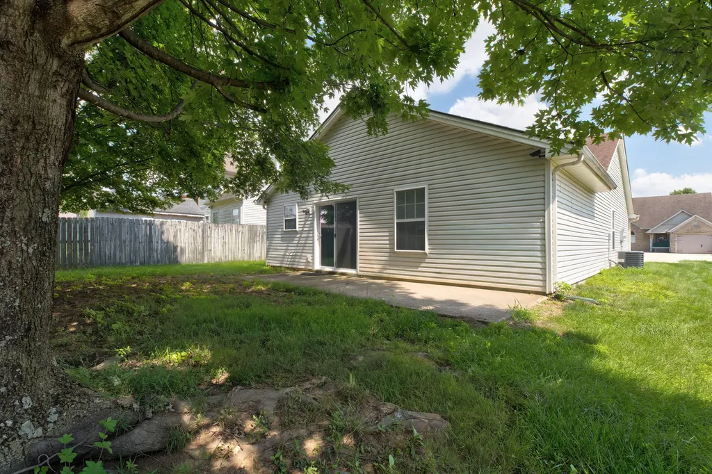 124 W Chopin Way Georgetown KY 40324