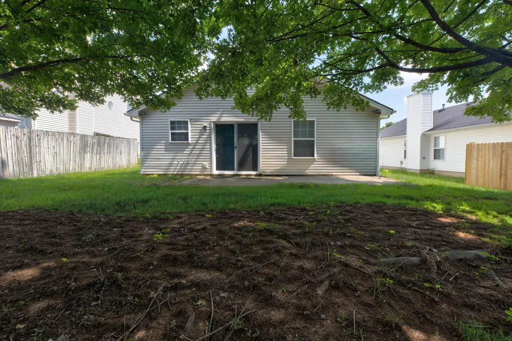 124 W Chopin Way Georgetown KY 40324