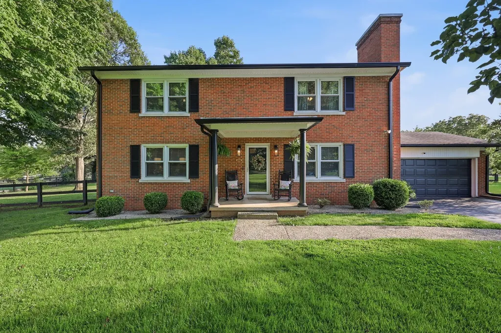 5061 Mt Horeb Pike Lexington KY 40511