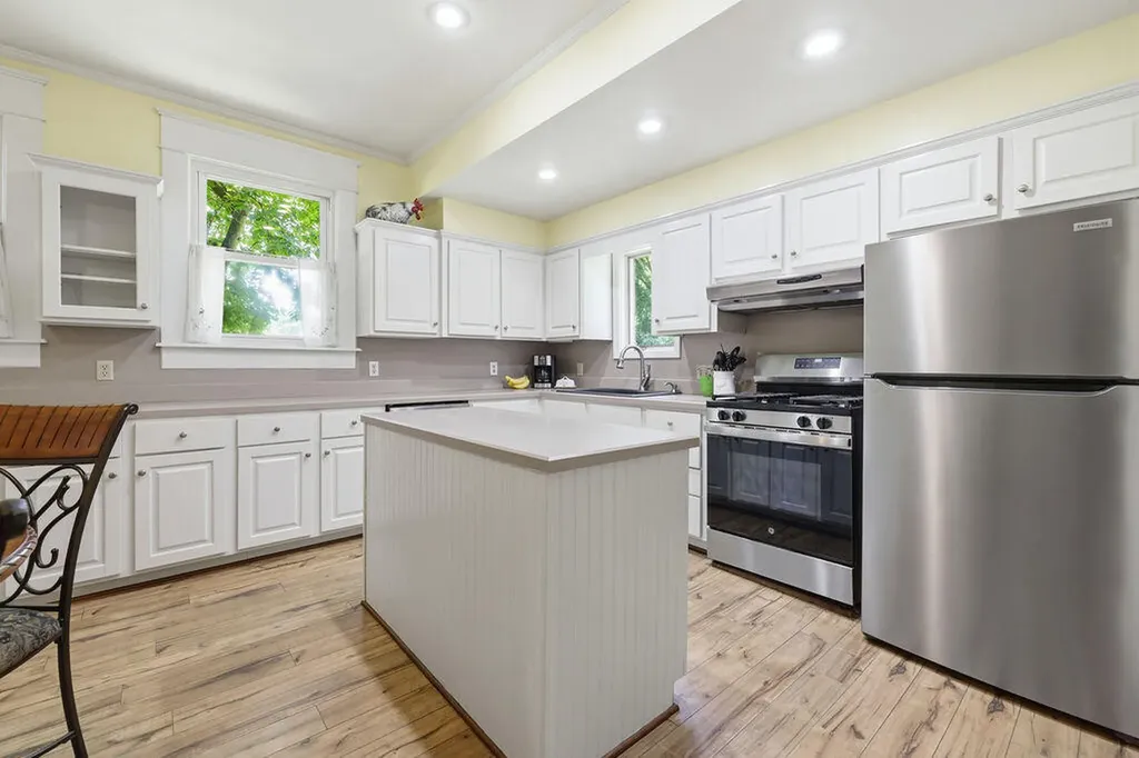 615 S 2nd Street Mayfield KY 42066