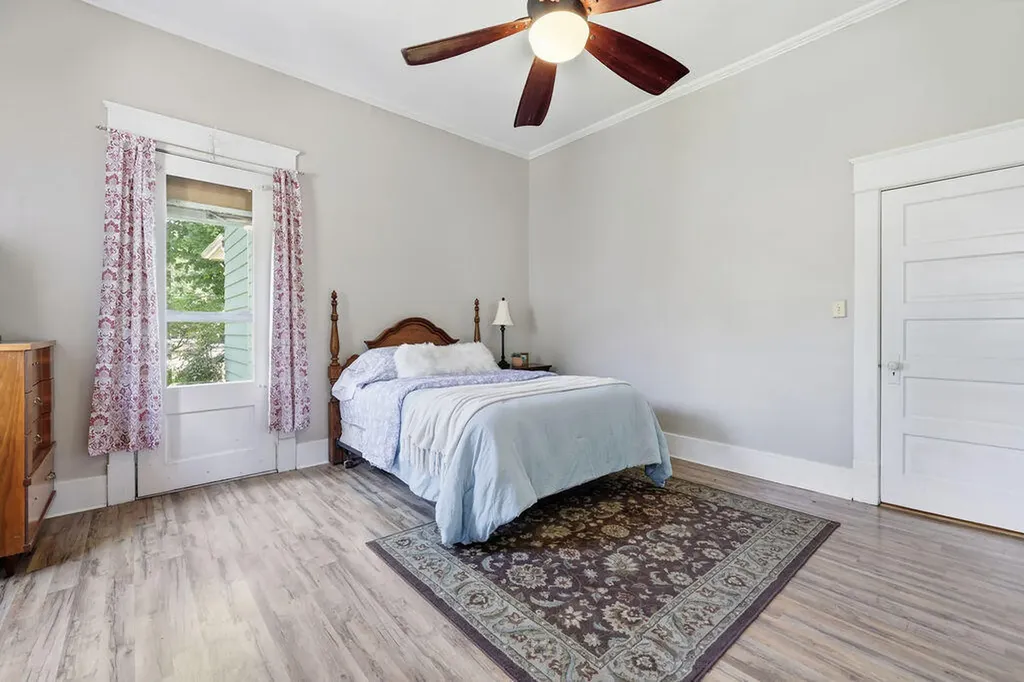 615 S 2nd Street Mayfield KY 42066