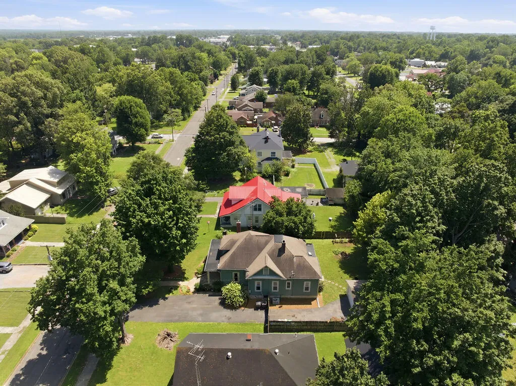 615 S 2nd Street Mayfield KY 42066