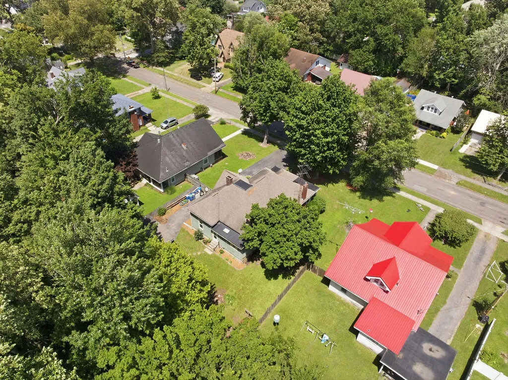 615 S 2nd Street Mayfield KY 42066