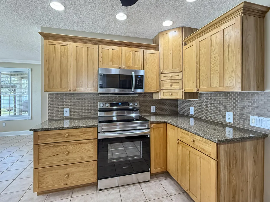 150 Wrather Road Murray KY 42071