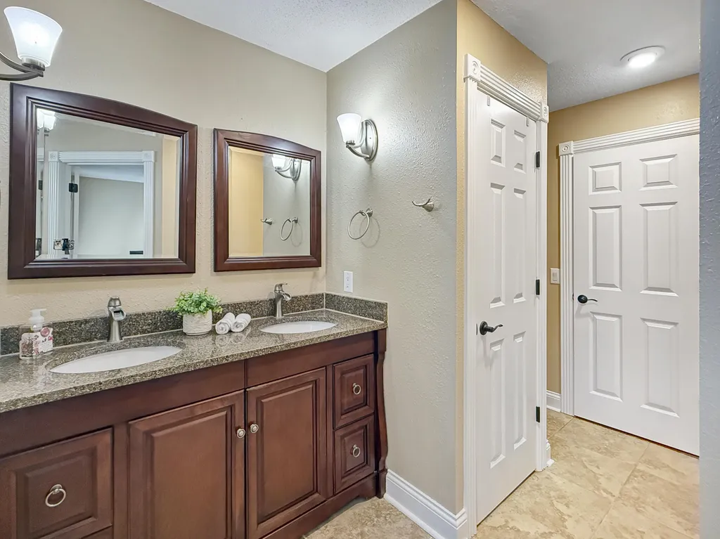 150 Wrather Road Murray KY 42071