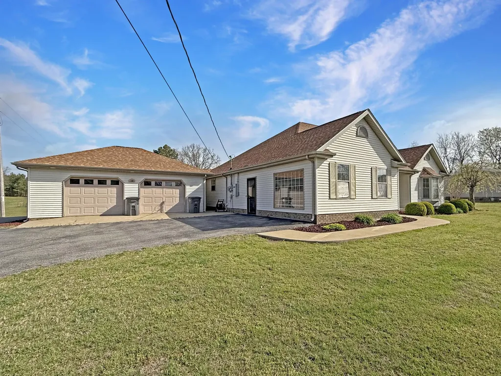 150 Wrather Road Murray KY 42071