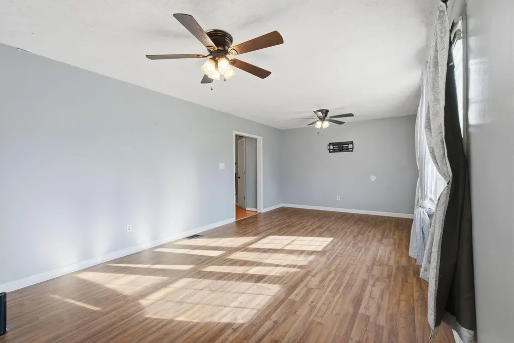 13 Bel Air Drive Winchester KY 40391