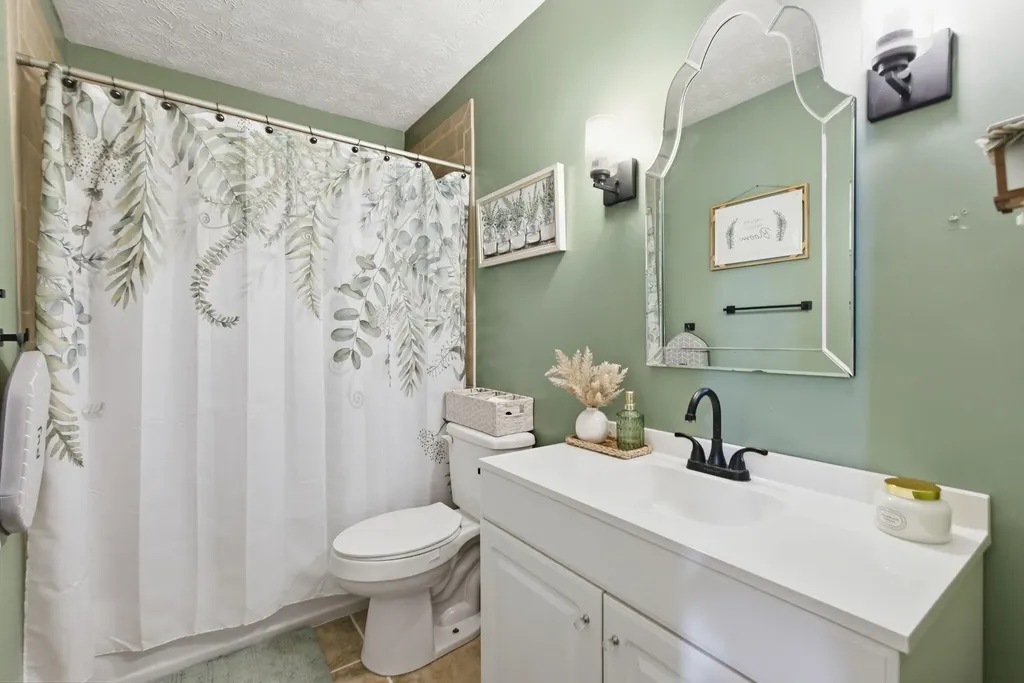 13 Bel Air Drive Winchester KY 40391