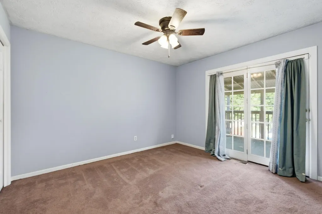 13 Bel Air Drive Winchester KY 40391