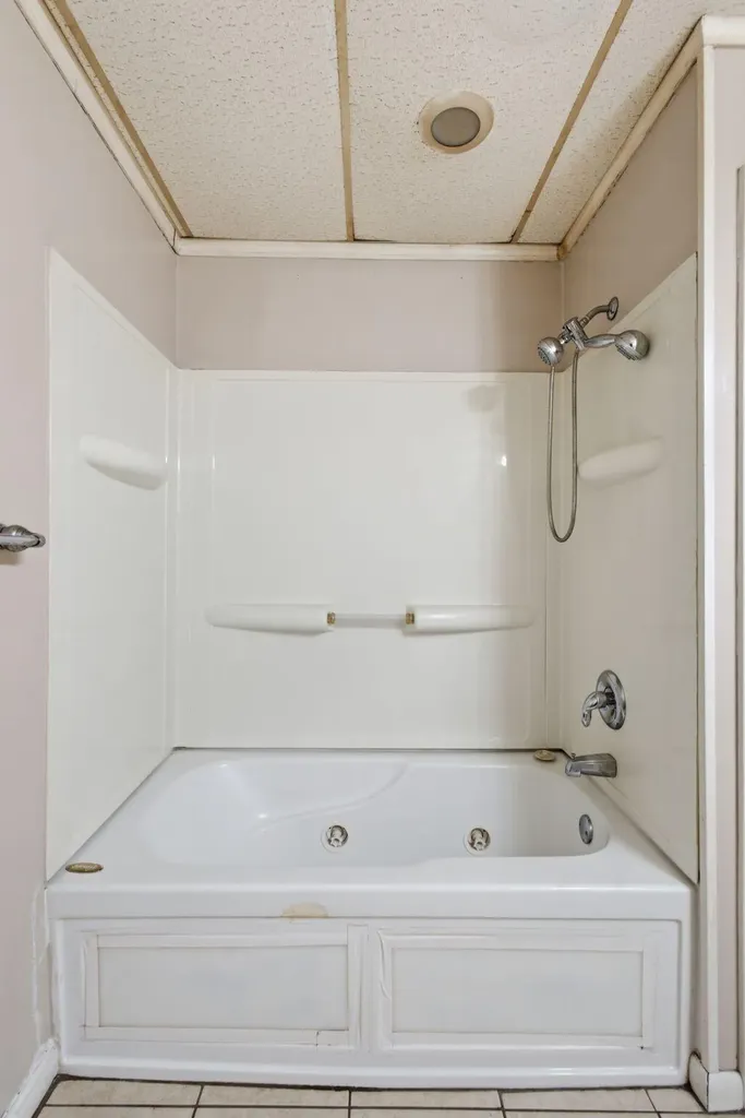 13 Bel Air Drive Winchester KY 40391