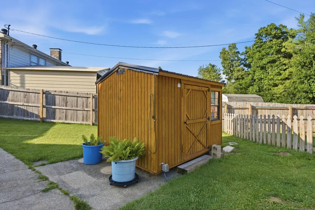 13 Bel Air Drive Winchester KY 40391