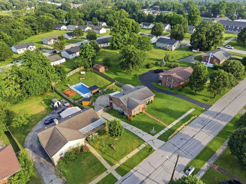 13 Bel Air Drive Winchester KY 40391