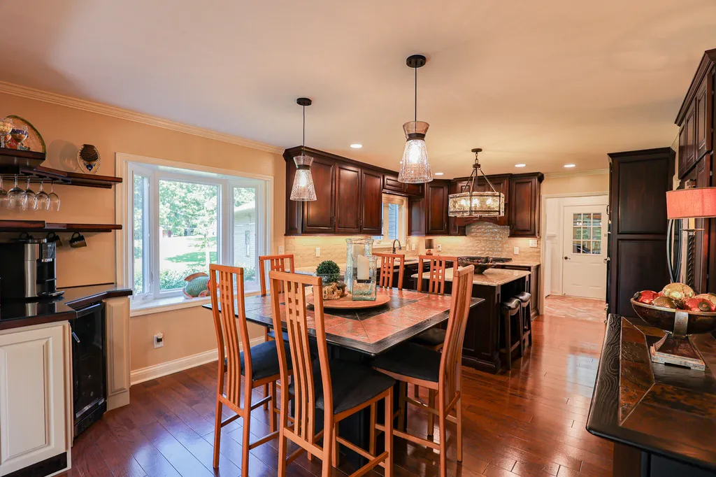 136 Lake Drive Benton KY 42025