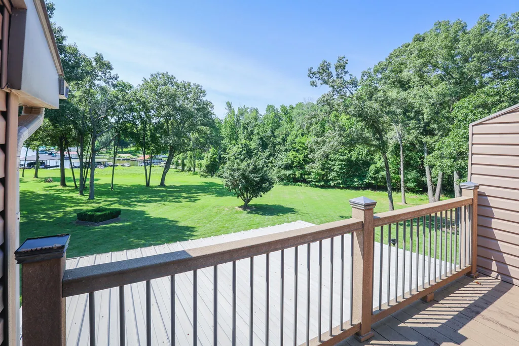 136 Lake Drive Benton KY 42025