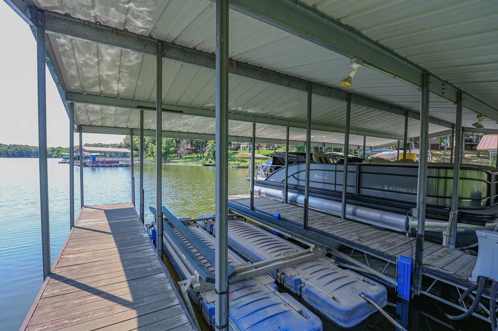 136 Lake Drive Benton KY 42025