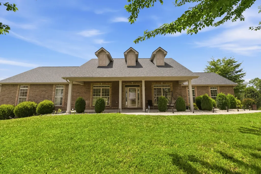 211 White Tail Run Somerset KY 42503