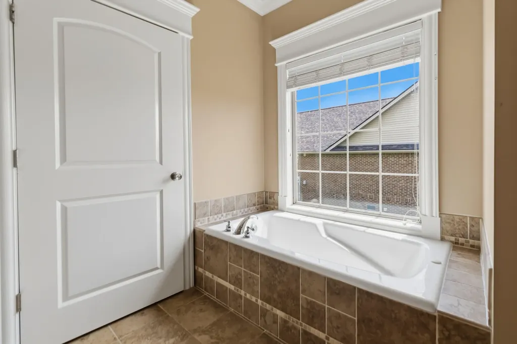 211 White Tail Run Somerset KY 42503