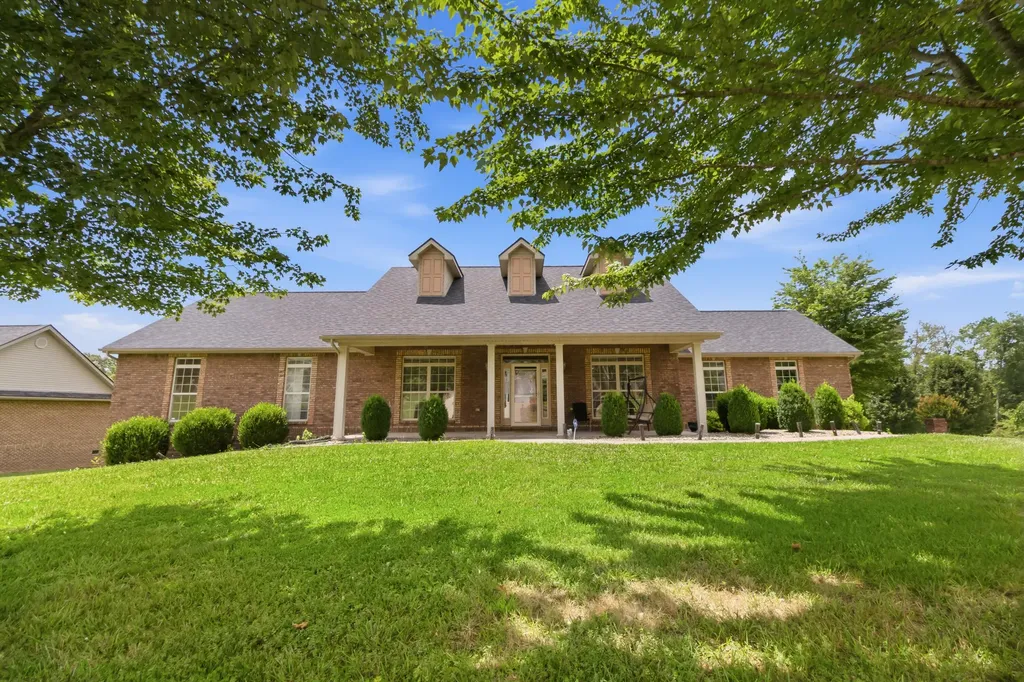 211 White Tail Run Somerset KY 42503
