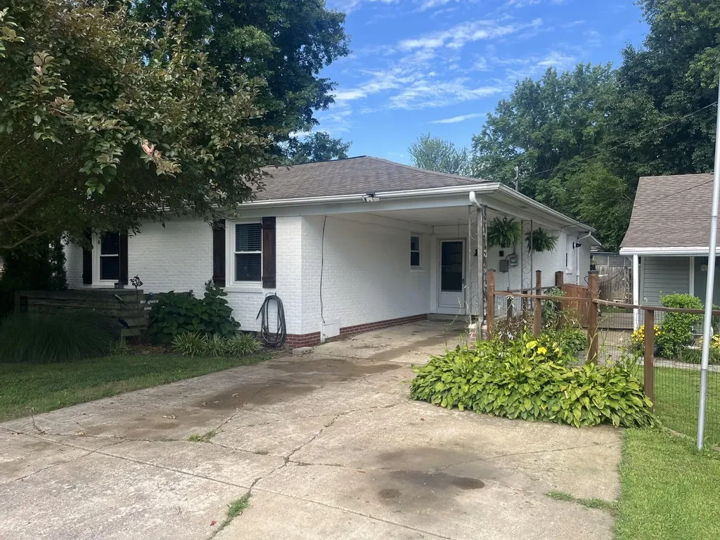 301 Macedonia Street Mayfield KY 42066