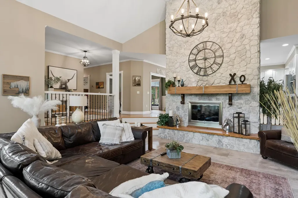 3115 Island Ford Road Madisonville KY 42431