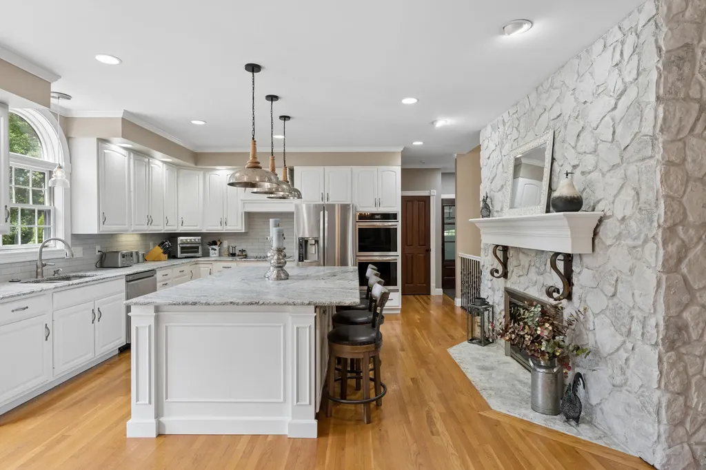 3115 Island Ford Road Madisonville KY 42431