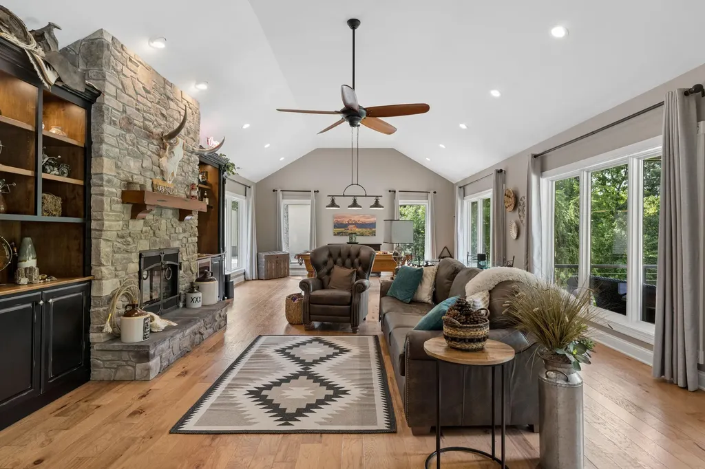 3115 Island Ford Road Madisonville KY 42431