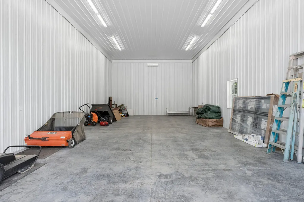 3115 Island Ford Road Madisonville KY 42431