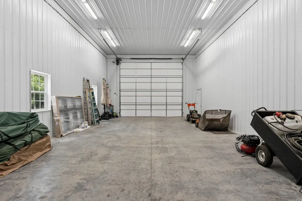 3115 Island Ford Road Madisonville KY 42431
