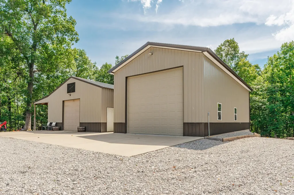 3115 Island Ford Road Madisonville KY 42431