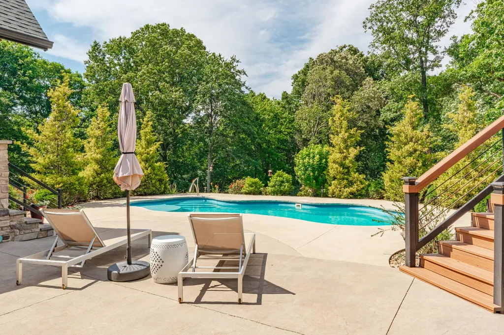 3115 Island Ford Road Madisonville KY 42431