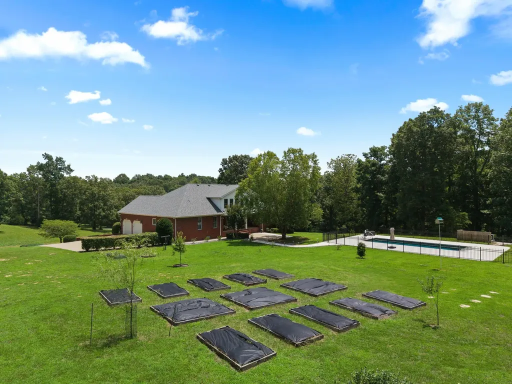 1075 Bent Creek Drive Benton KY 42025