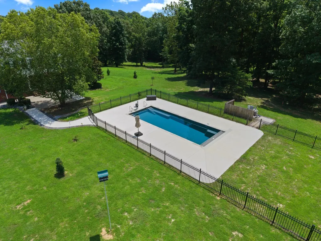 1075 Bent Creek Drive Benton KY 42025