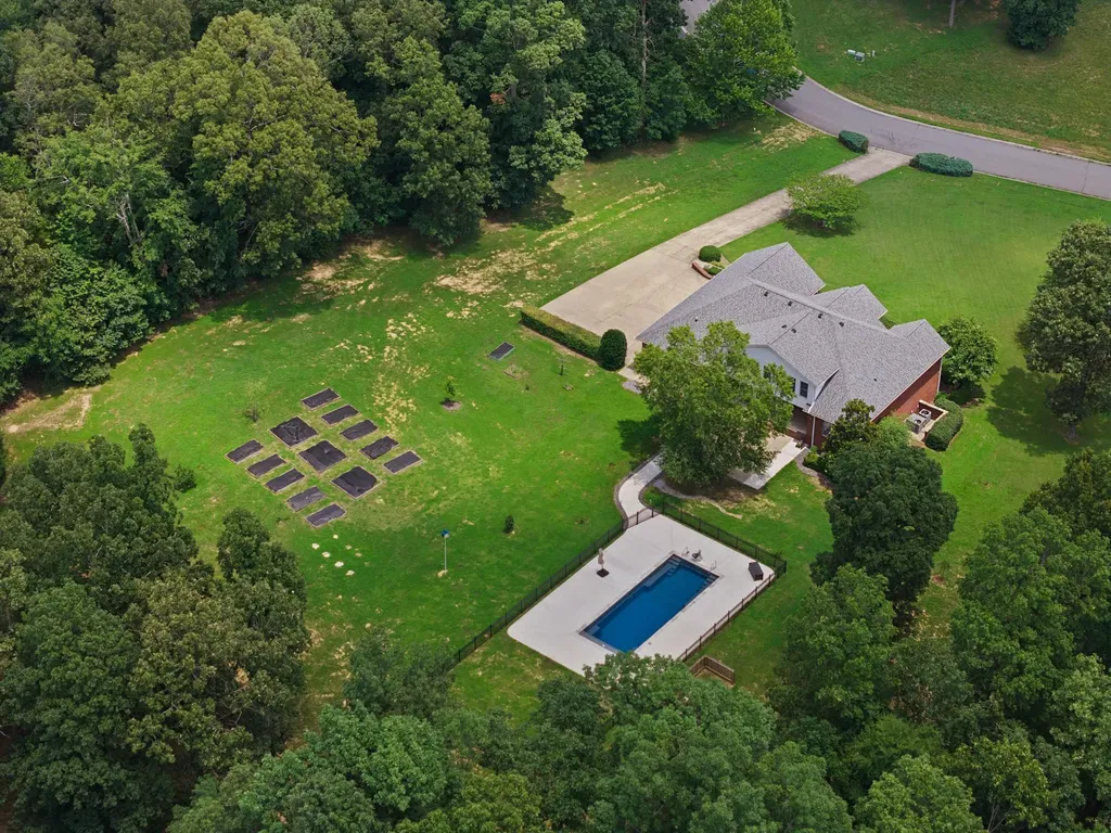 1075 Bent Creek Drive Benton KY 42025
