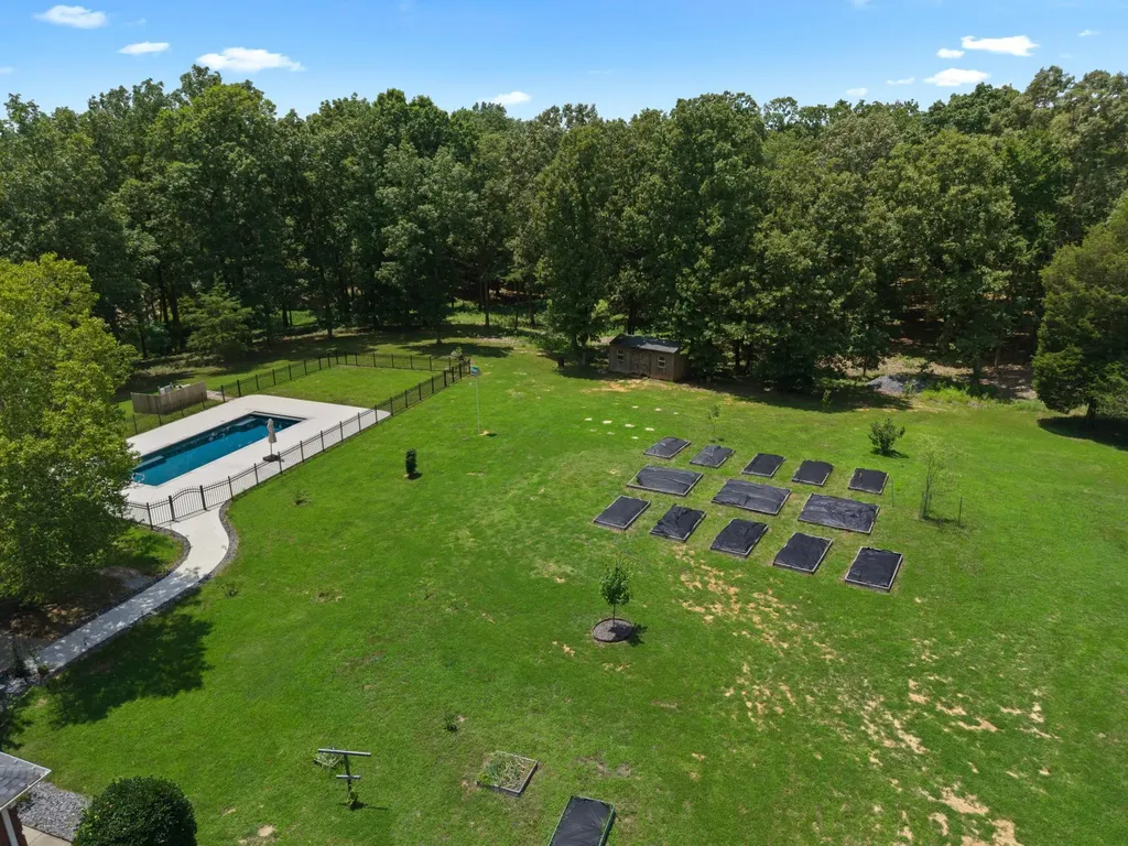 1075 Bent Creek Drive Benton KY 42025