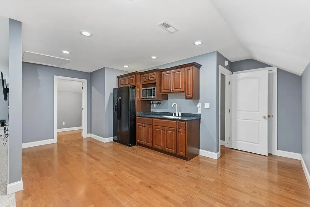 1075 Bent Creek Drive Benton KY 42025