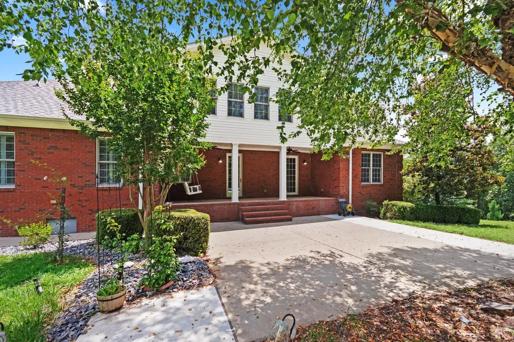 1075 Bent Creek Drive Benton KY 42025