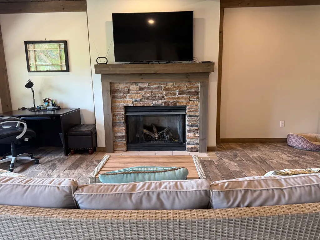 458 Sherwood Drive Gilbertsville KY 42044