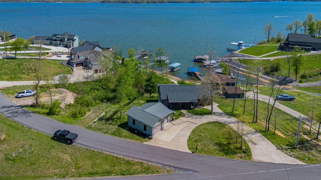 458 Sherwood Drive Gilbertsville KY 42044