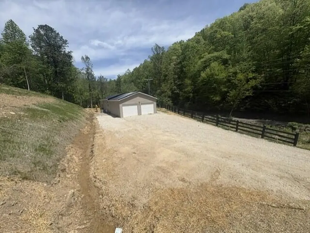 580 Conley Fork Prestonsburg KY 41653