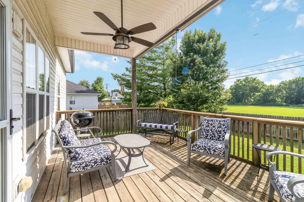 201 Nelson Park Nicholasville KY 40356