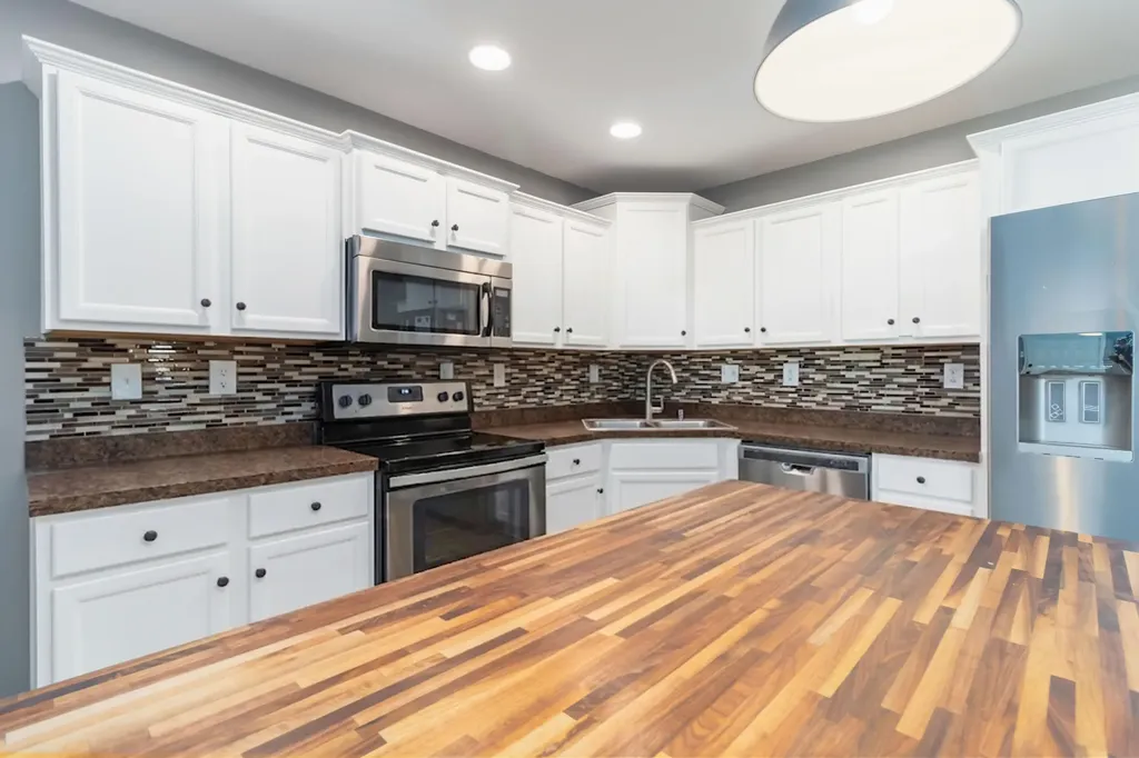 201 Nelson Park Nicholasville KY 40356